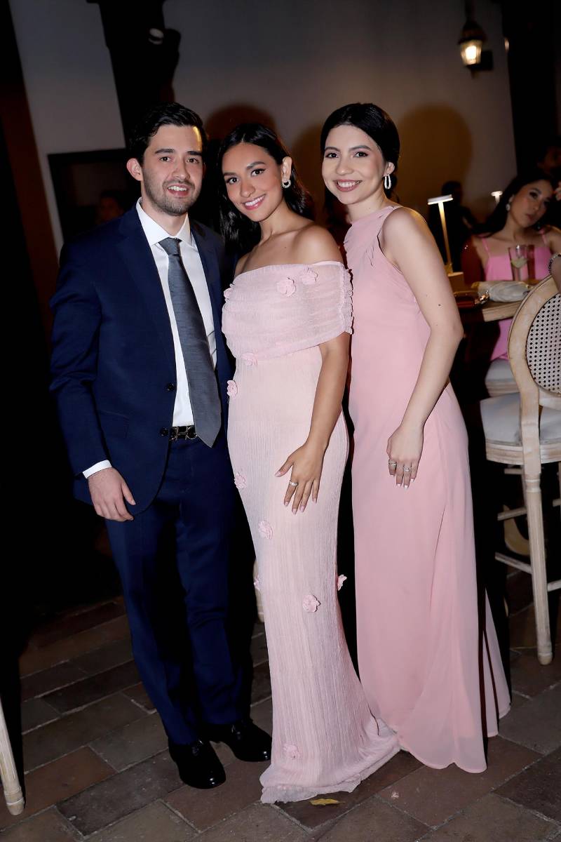 Fiesta de la boda de Victoria Villeda y Giampiero Infantozzi