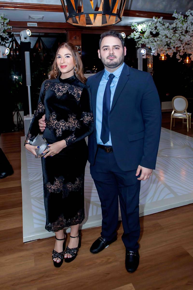 Isabella Aguilar y Alejandro Méndez.