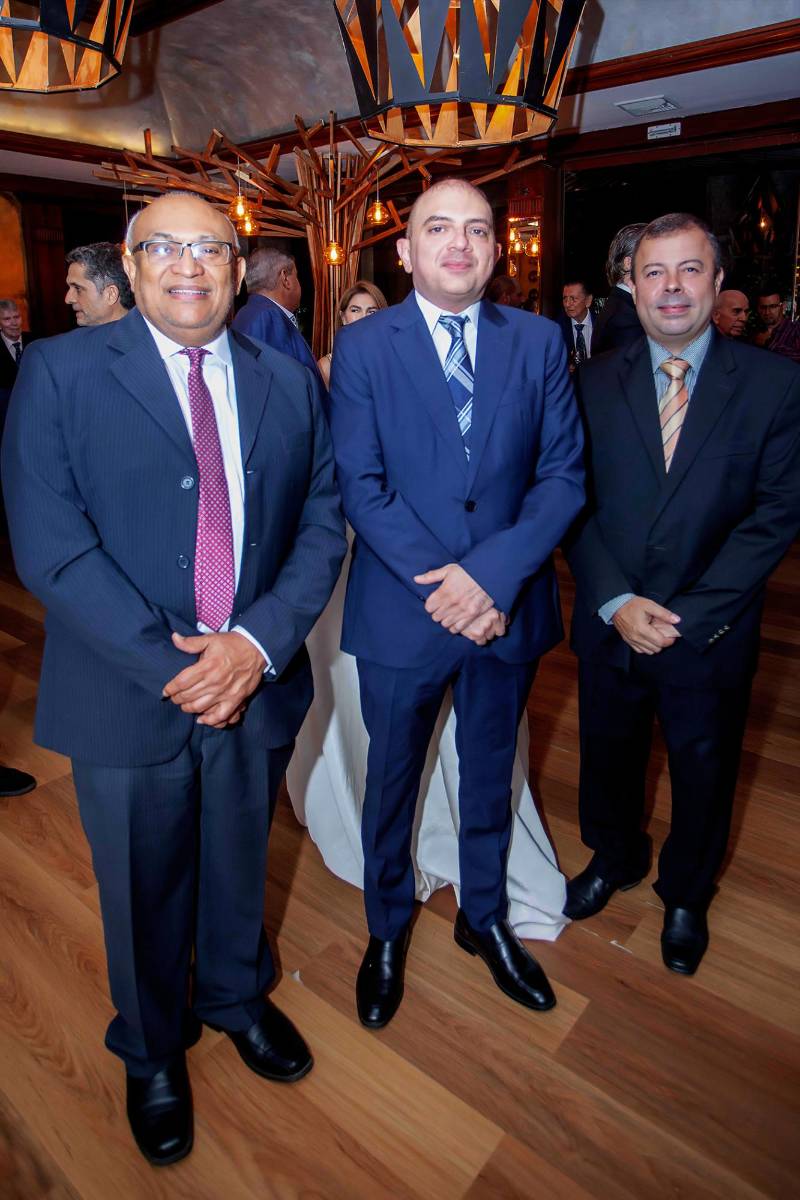 Alonso Ramos, Fuad Handal y César Tielemans.