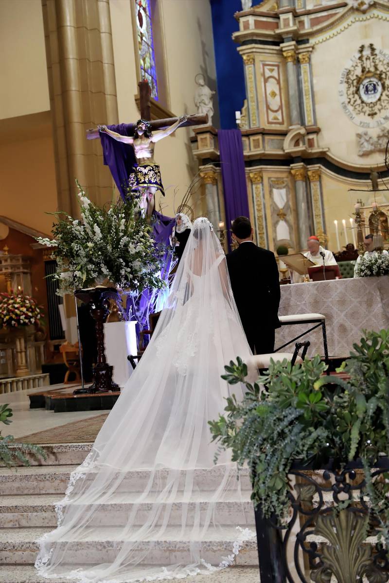 Boda eclesiástica de Victoria Villeda y Giampiero Infantozzi