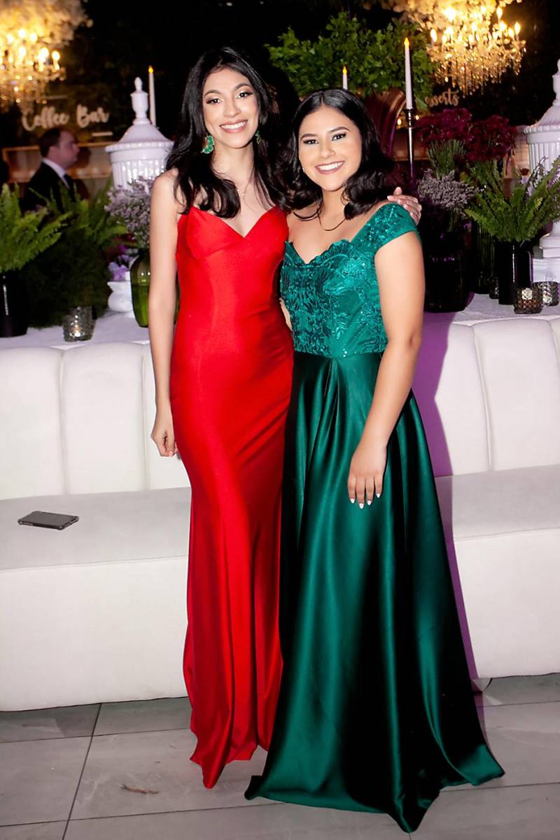 Nineth Zavala y María Fernanda Fernández. 