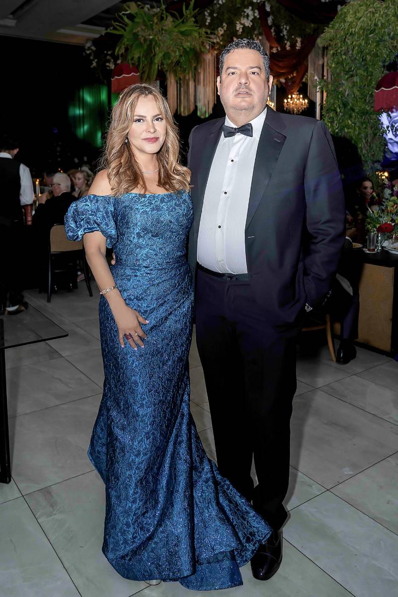 Caroll y Ricardo Cabeza.