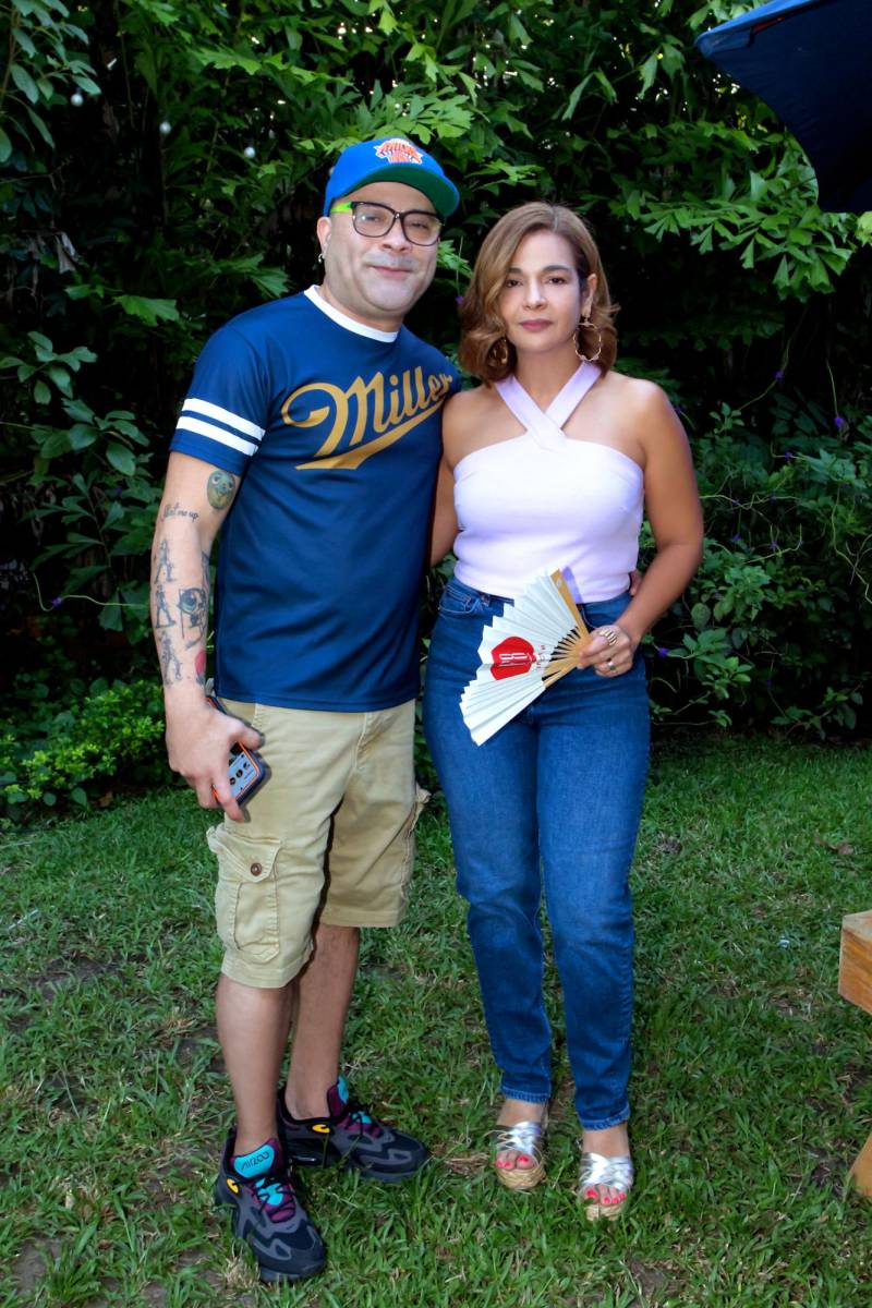 Gustavo Vallecillo y Paola Bouloy.