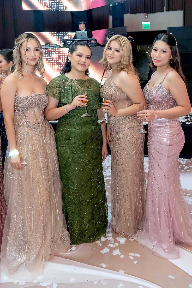 Scarlet Alvarado, Adriana Argüelles, Isabella Fuentes y Marisol Aguríia. 