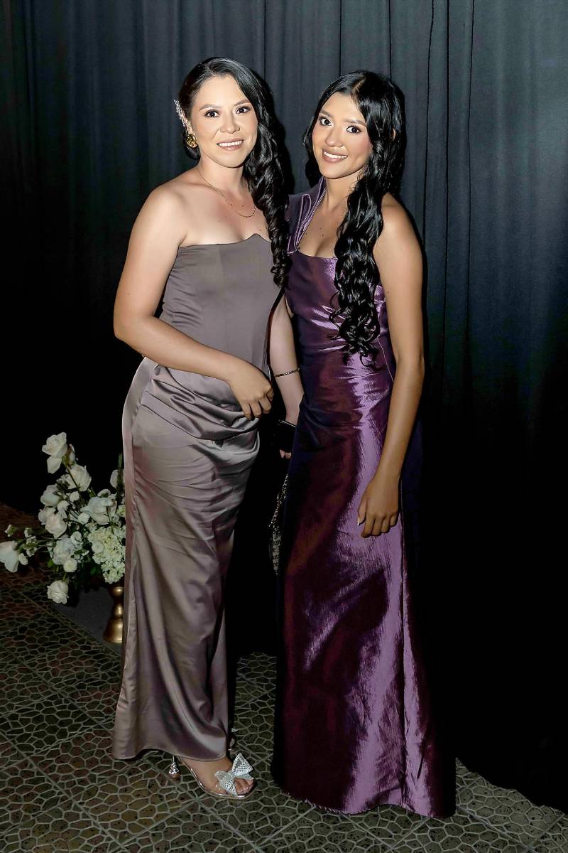 Patricia y Anabel Miranda.