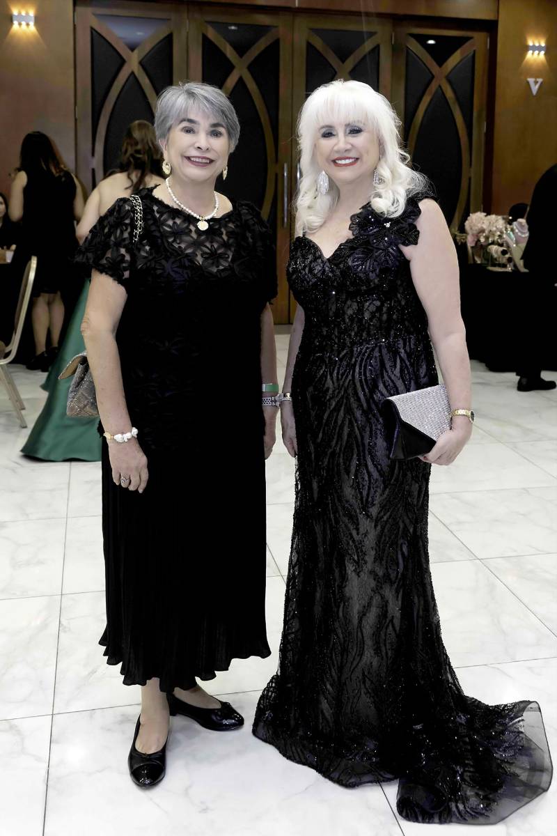 Linda Coello y Jackie Babun. 
