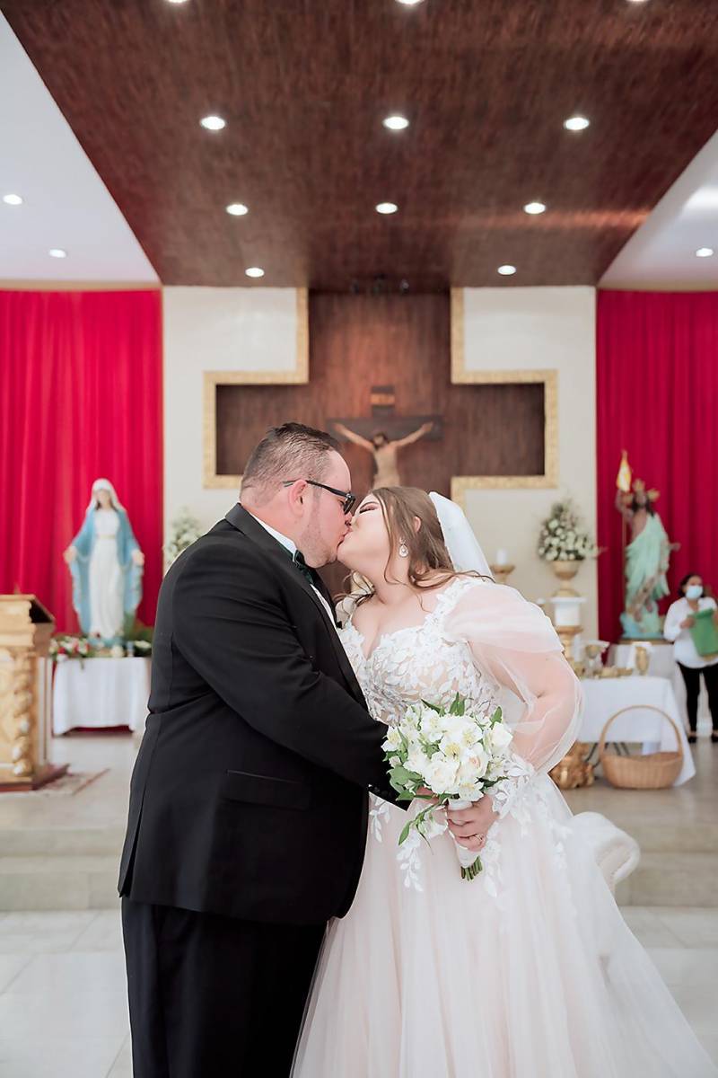 Los recién casados. 