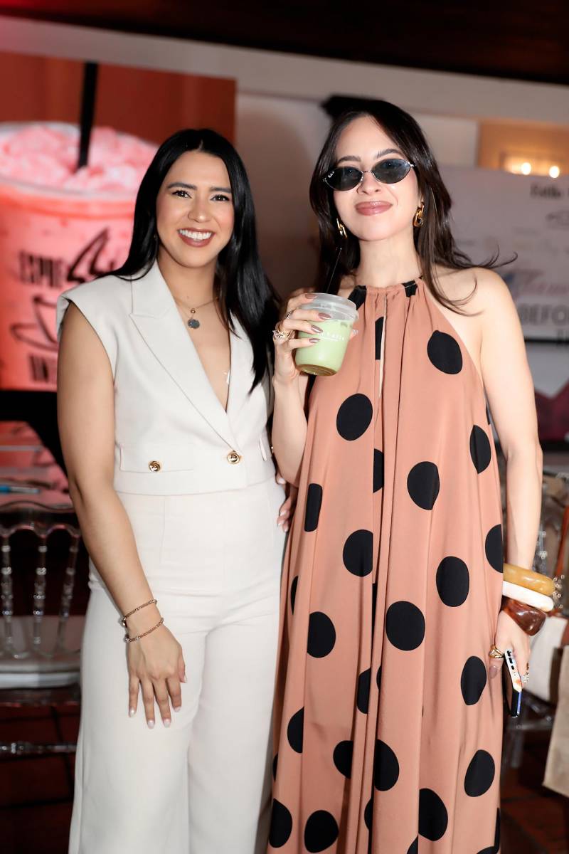 Norma Farías y Daniella Alvarado.