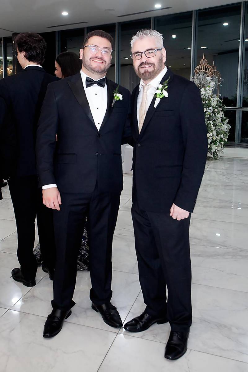 Víctor y su padre Víctor Valdés.