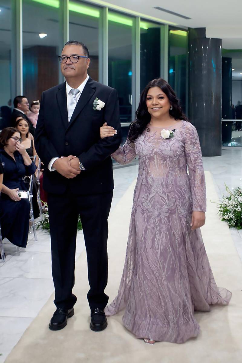 Juan Carlos Méraz y Xiomara Figueroa.