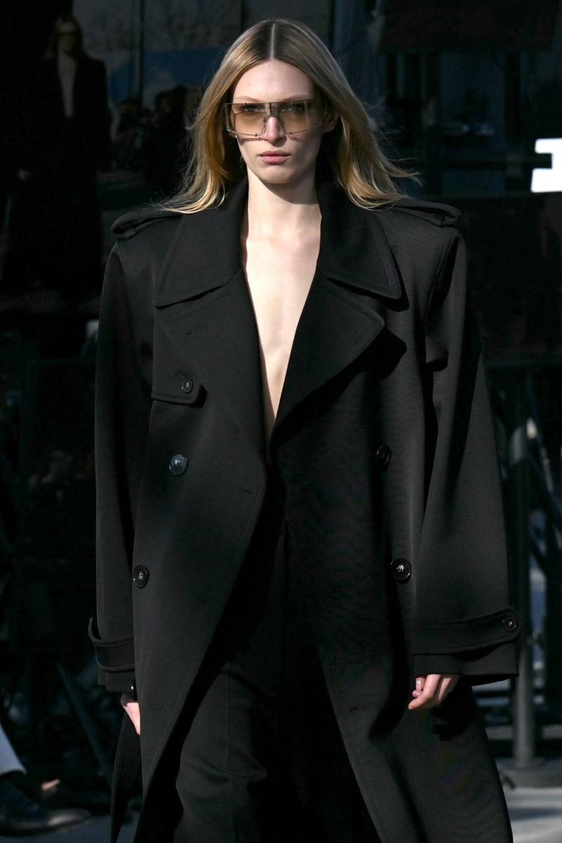 Los trajes oversize y americanas de doble botonadura serán imprescindibles la próxima temporada