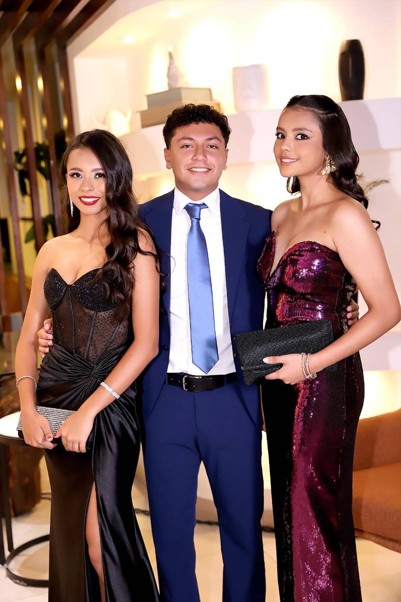 Anna Martínez, Wilson Sánchez y Ariana Calderón.