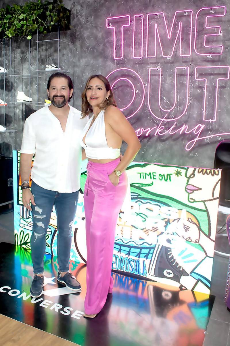 Ejecutivos de Time out Coworking Víctor Ordoñez y Kendy Cruz.