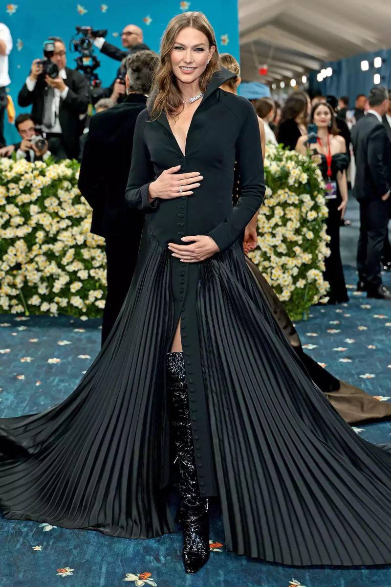 Karlie Kloss.