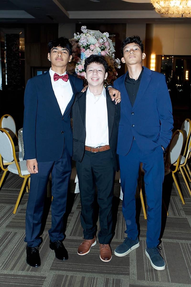 Juan José Zelada, Jesús Shultz y Gael Fajardo.