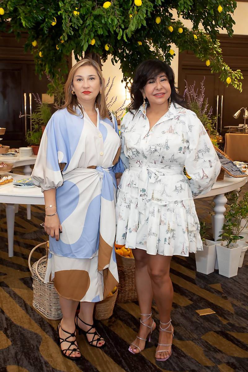 Jenny Girón y Kathi Lagos.