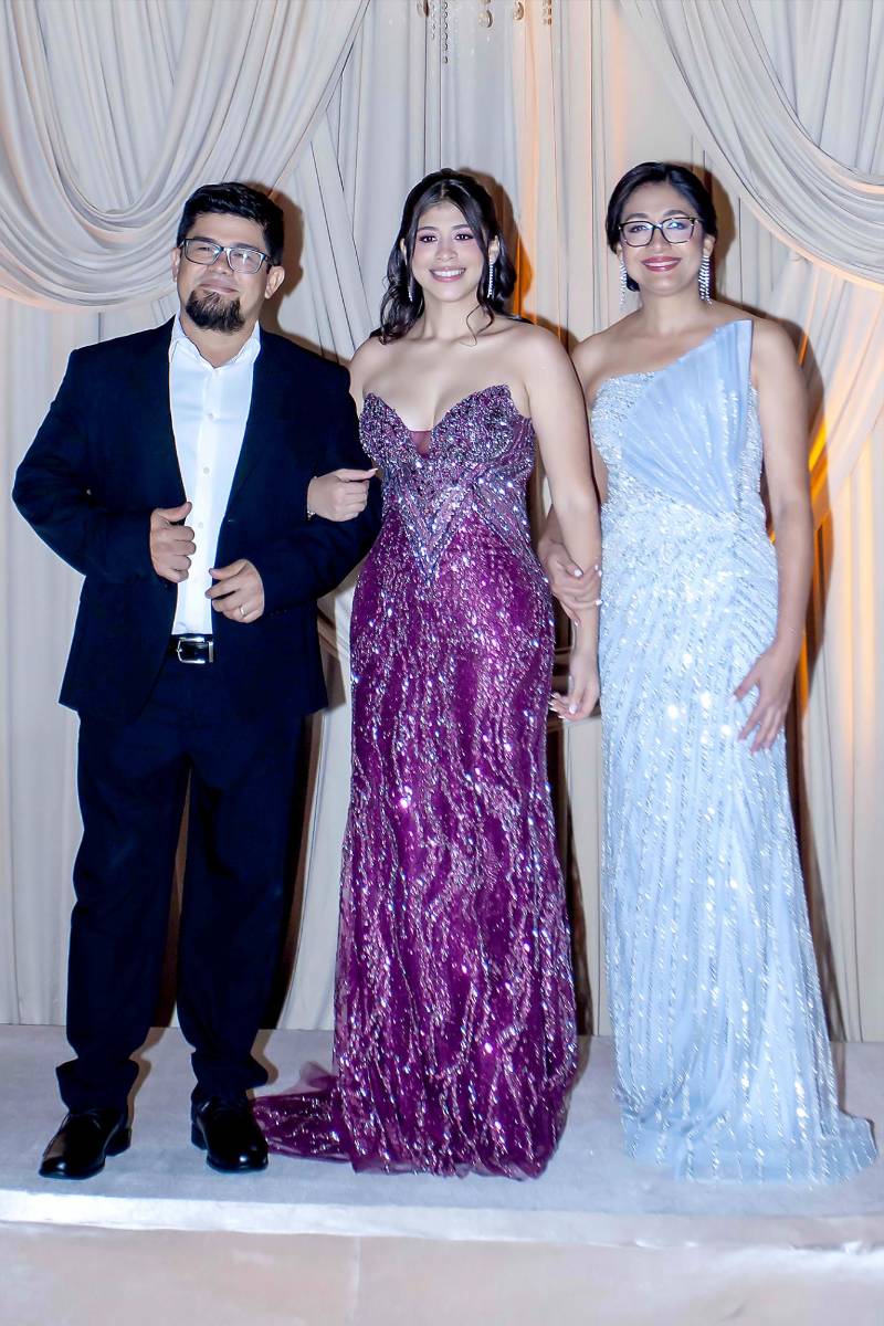 Desfile padres e hijos de la prom 2026 de Happy Days &amp; Freedom Institute