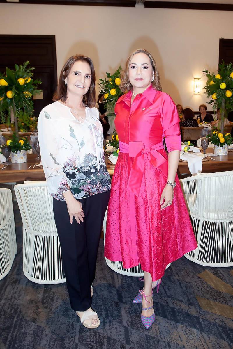 Cristina Bahaia y Flor Bustillo.
