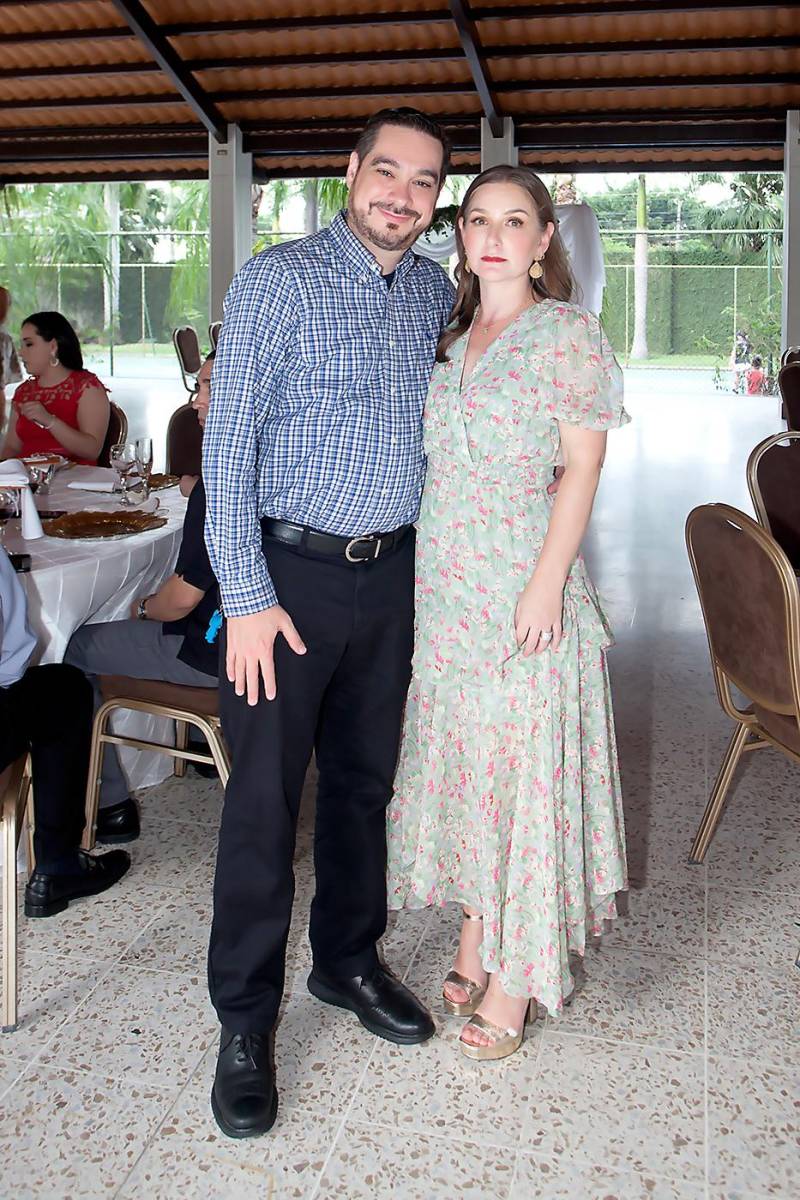 Carlos y Mónica El Bascha.