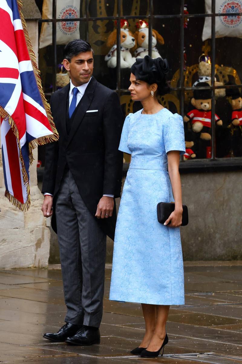 El primer ministro británico Rishi Sunak y su esposa