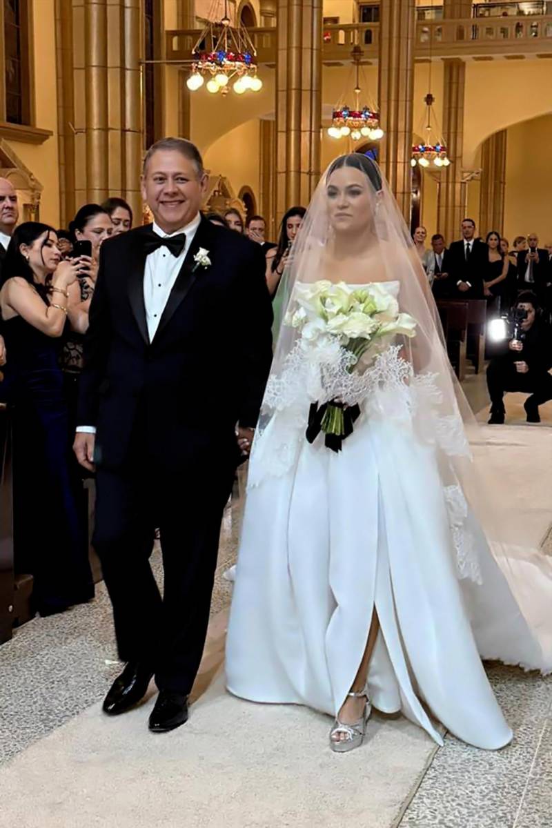 Fiesta nupcial de Allison Rivera y José Armando Erazo