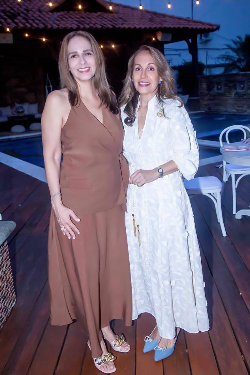 Tonia y Martha Lee Quiroz.