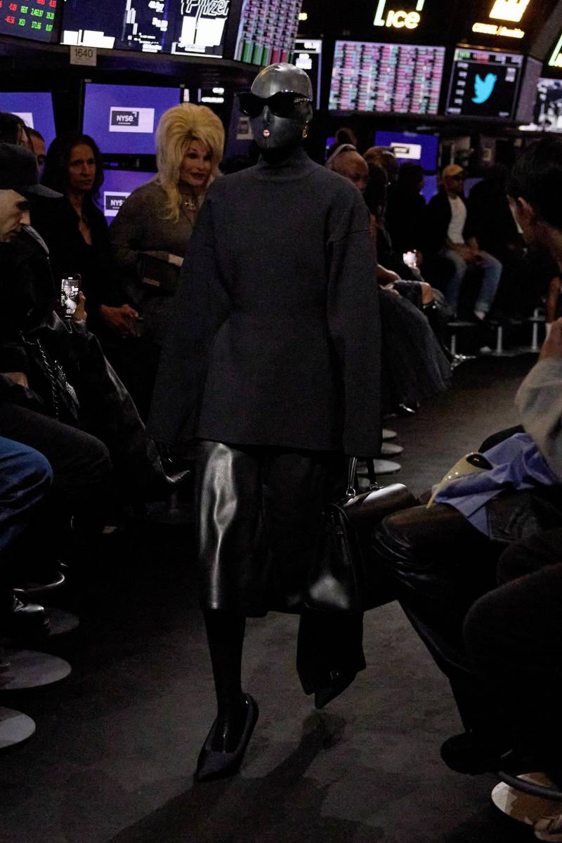 Balenciaga presenta desfile crucero 2023