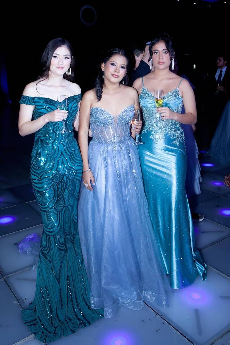 Isis Cardona, Valentina Méndez y Arianna Núñez.
