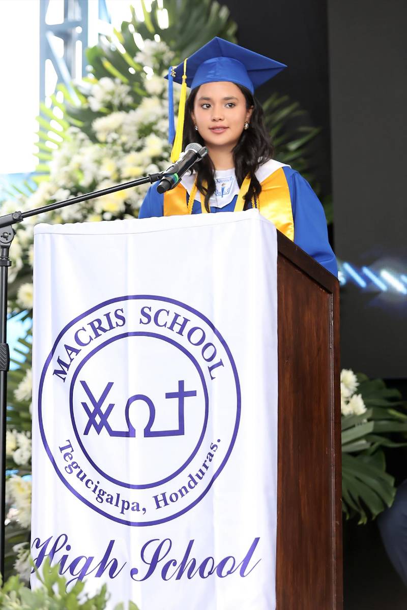 Yara Gutiérrez, Honor Student