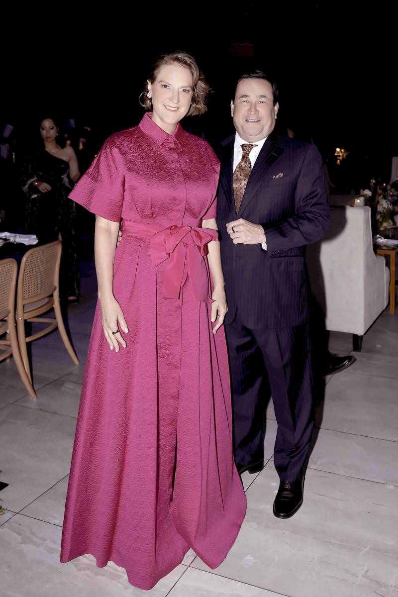 Nora y Jesùs Medina.
