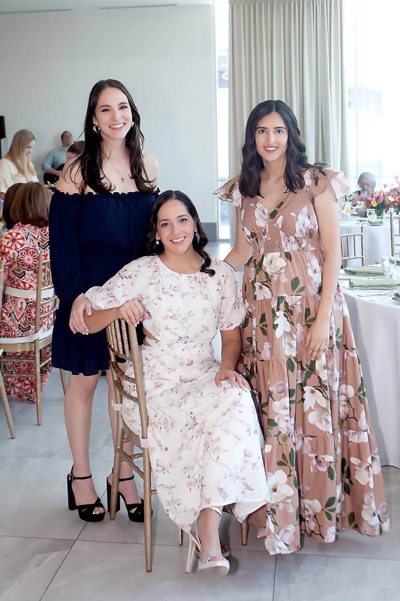 Alejandra Handal, Ivanna Zummar y Andrea Sarmiento