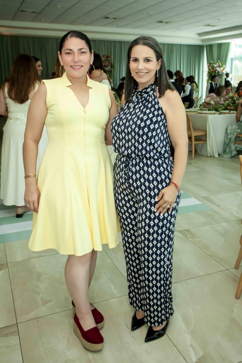 Saira de Araujo y Cinthia Gabrie. 
