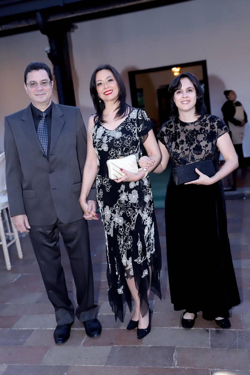 José Ramón , Claubel y Gabriela José. Villeda