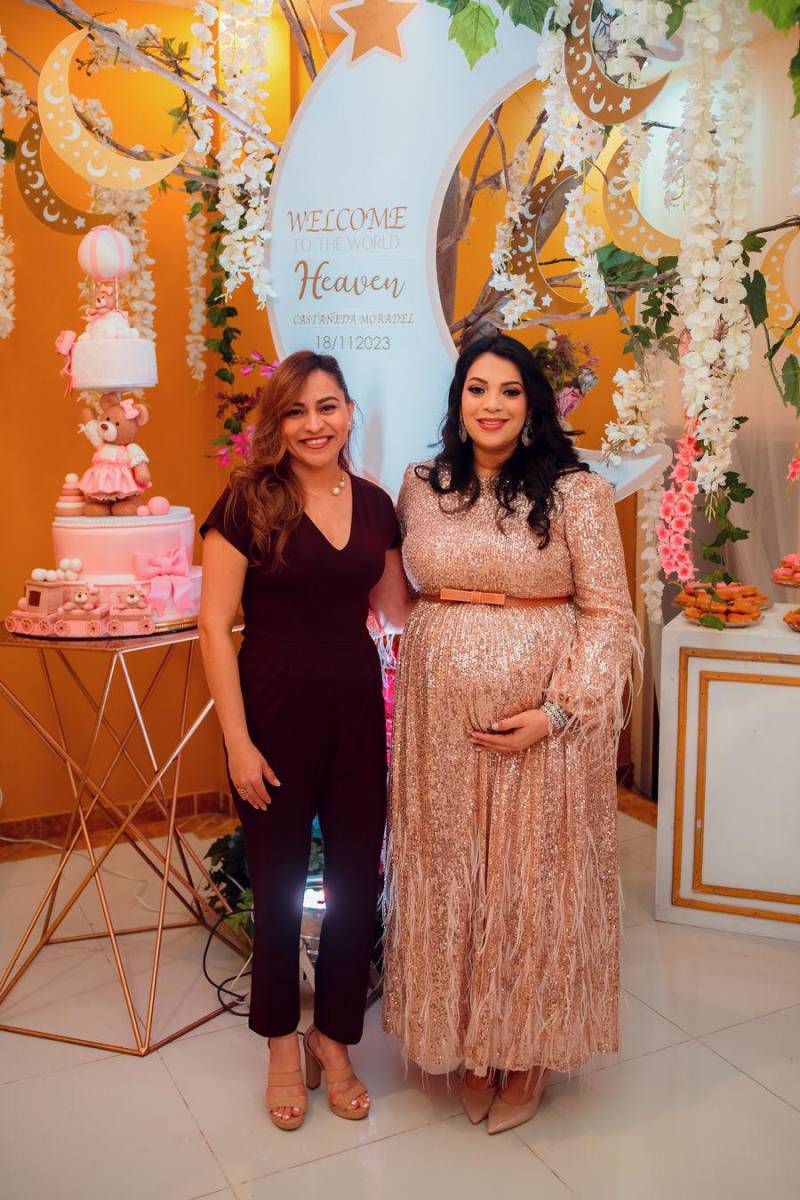 Besaida Mendoza y Jackeline Castañeda