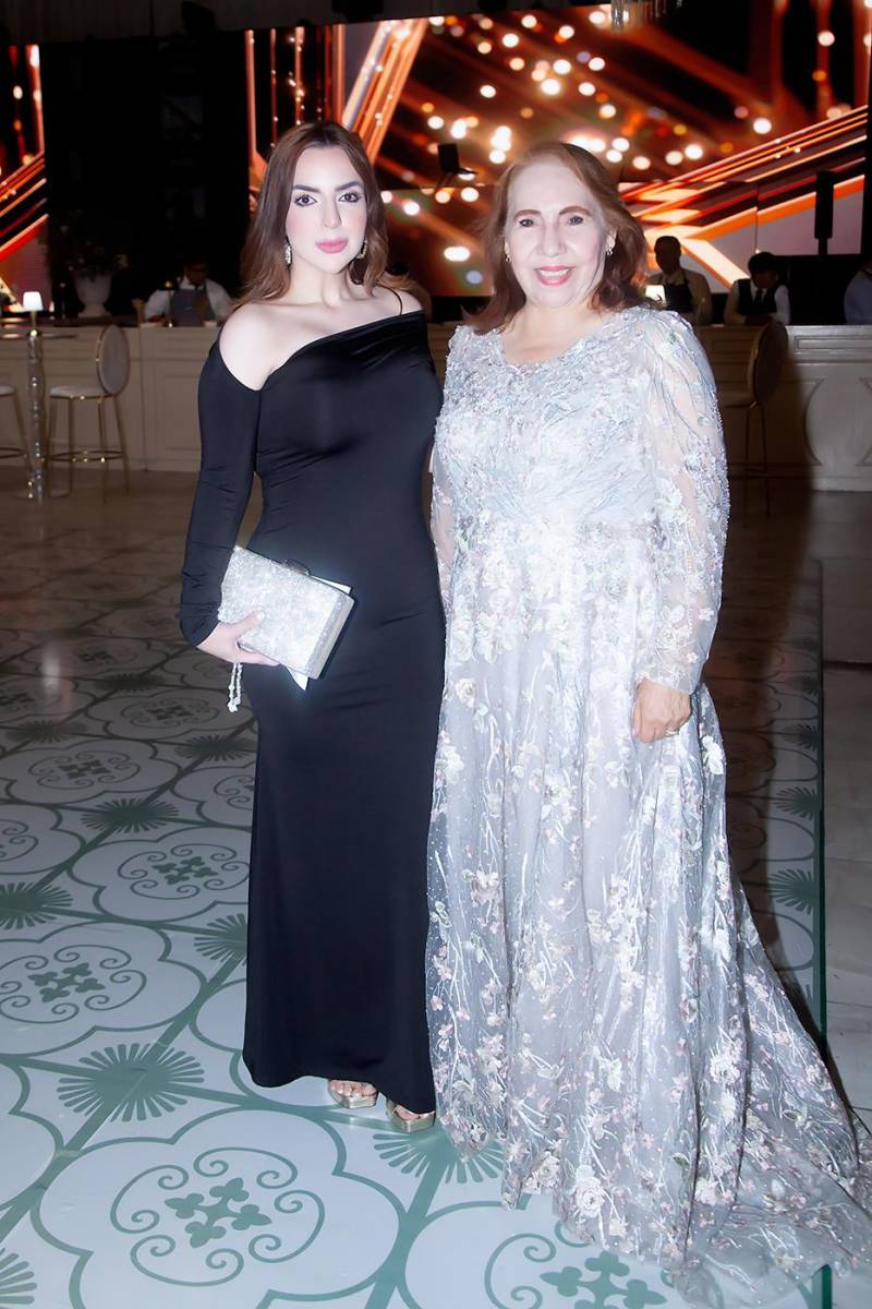 Celeste Redondo y Suyapa Marini