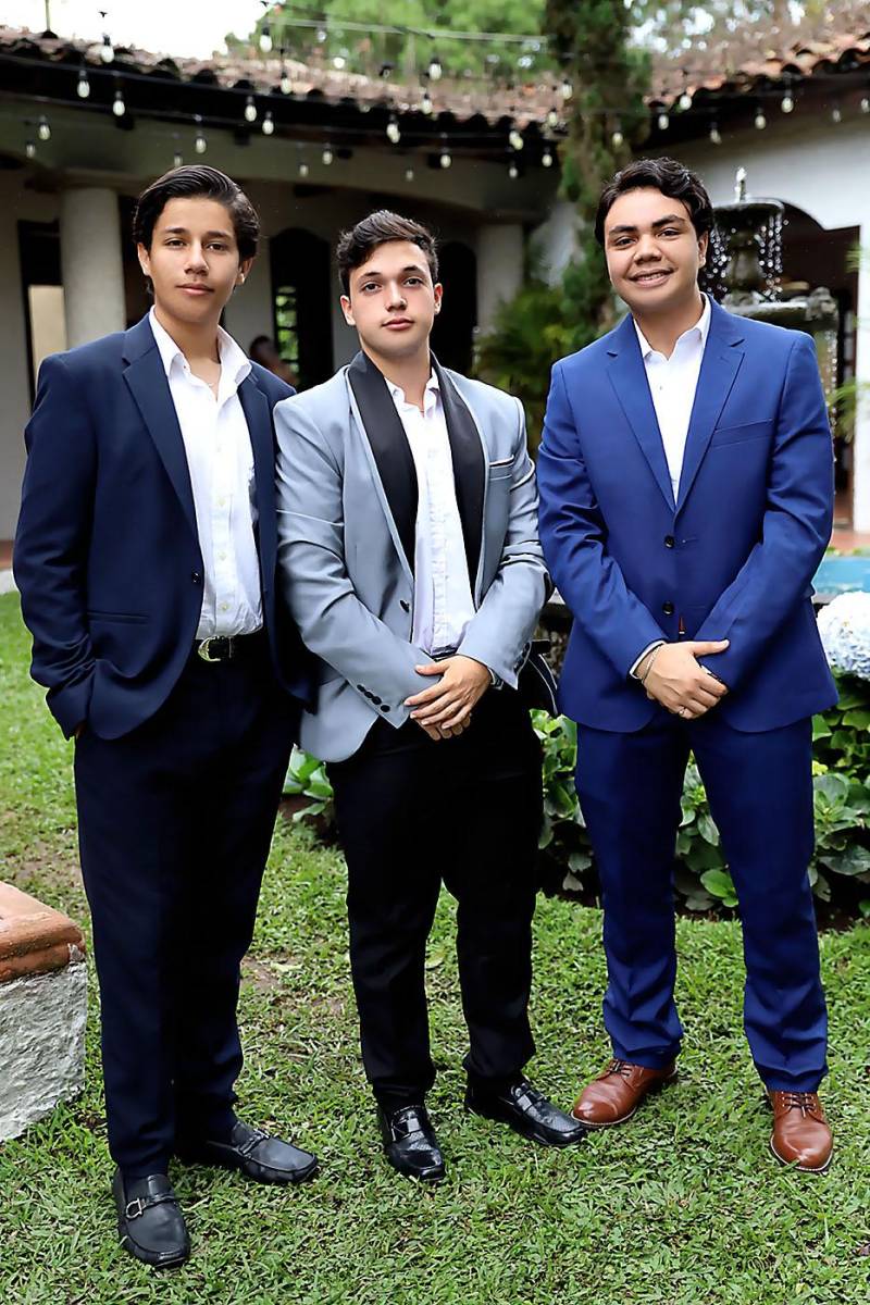 Juan Sarmiento, Larsson Padilla y Rafael Bustillo