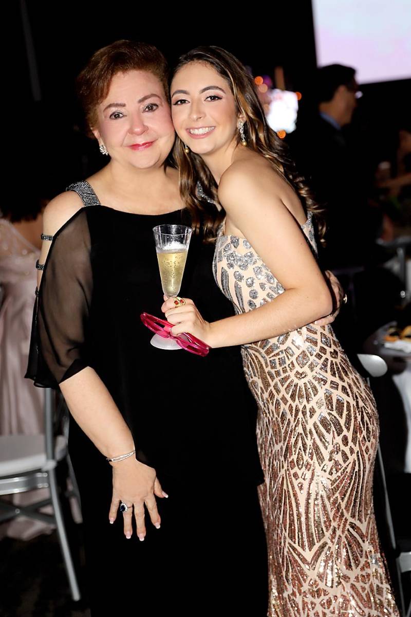 Invitados a la prom de la American School of Tegucigalpa