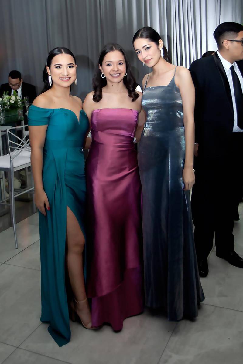 Angela Bueso, Andrea Rodríguez y Keylie Somosa.