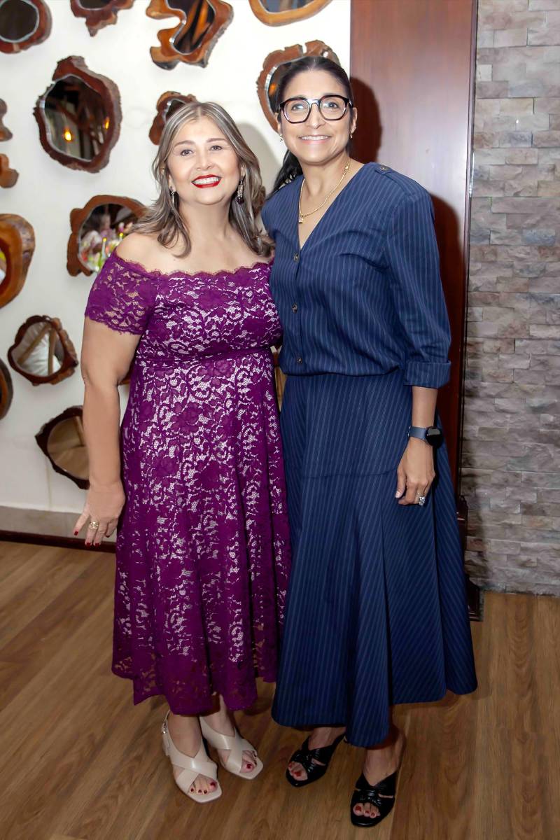 Eva Pineda y Lilian Nasser.