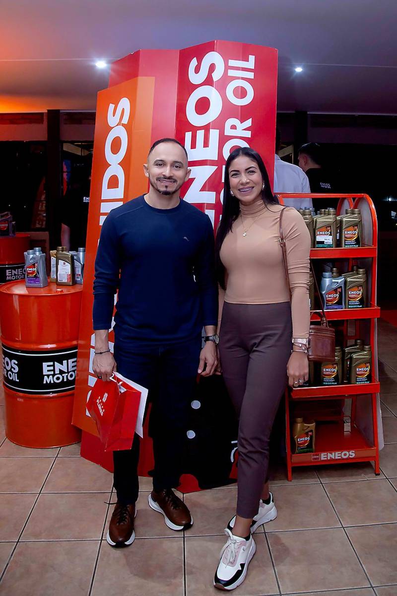 Grupo Flores presenta ENEOS