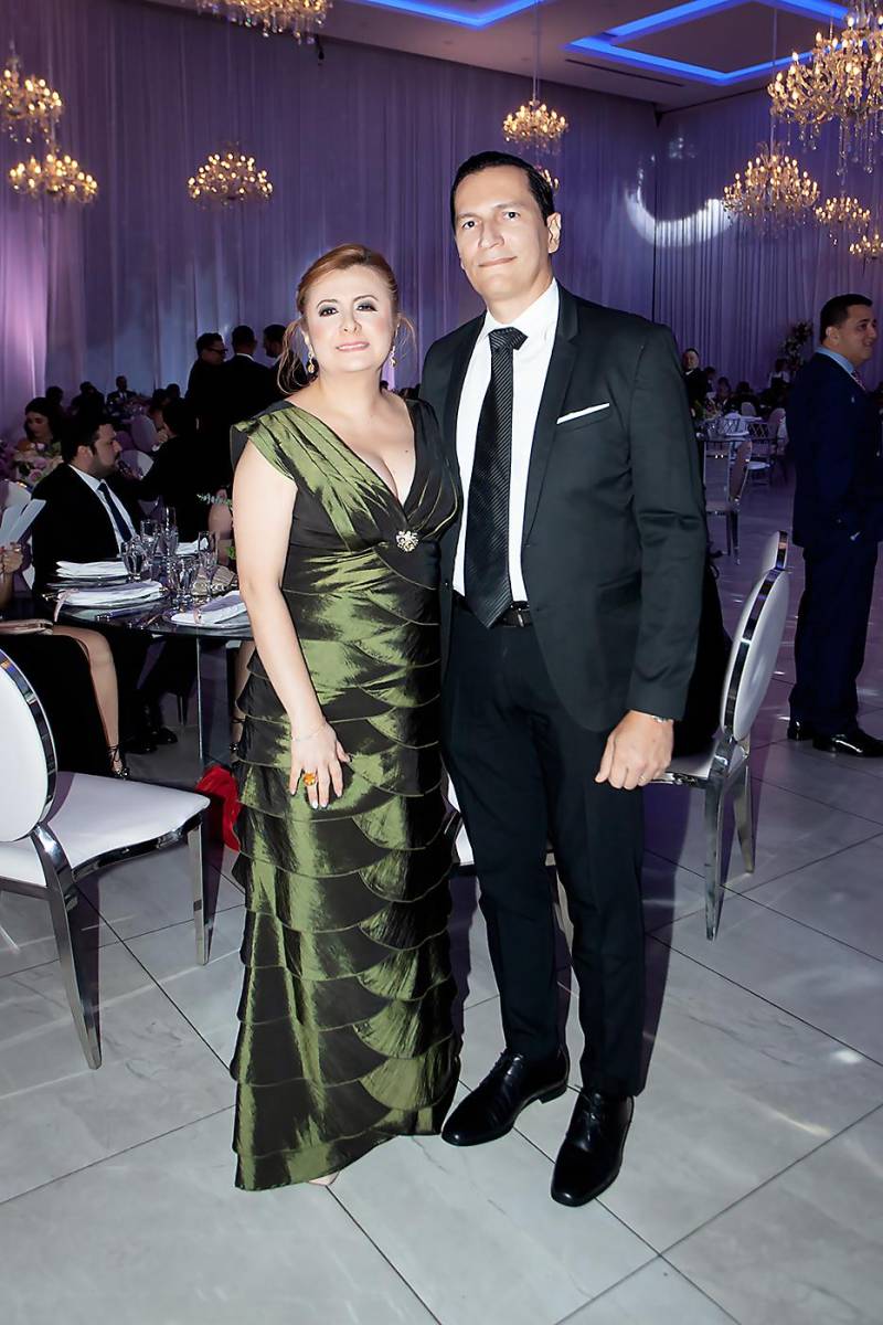 Katya y Robert Yones. 