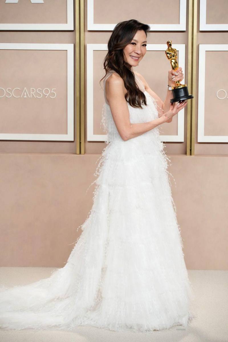 Michelle Yeoh en Dior, 2023.