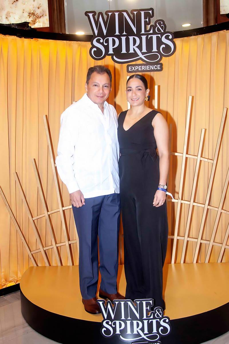 Julio y Enna Ávila.