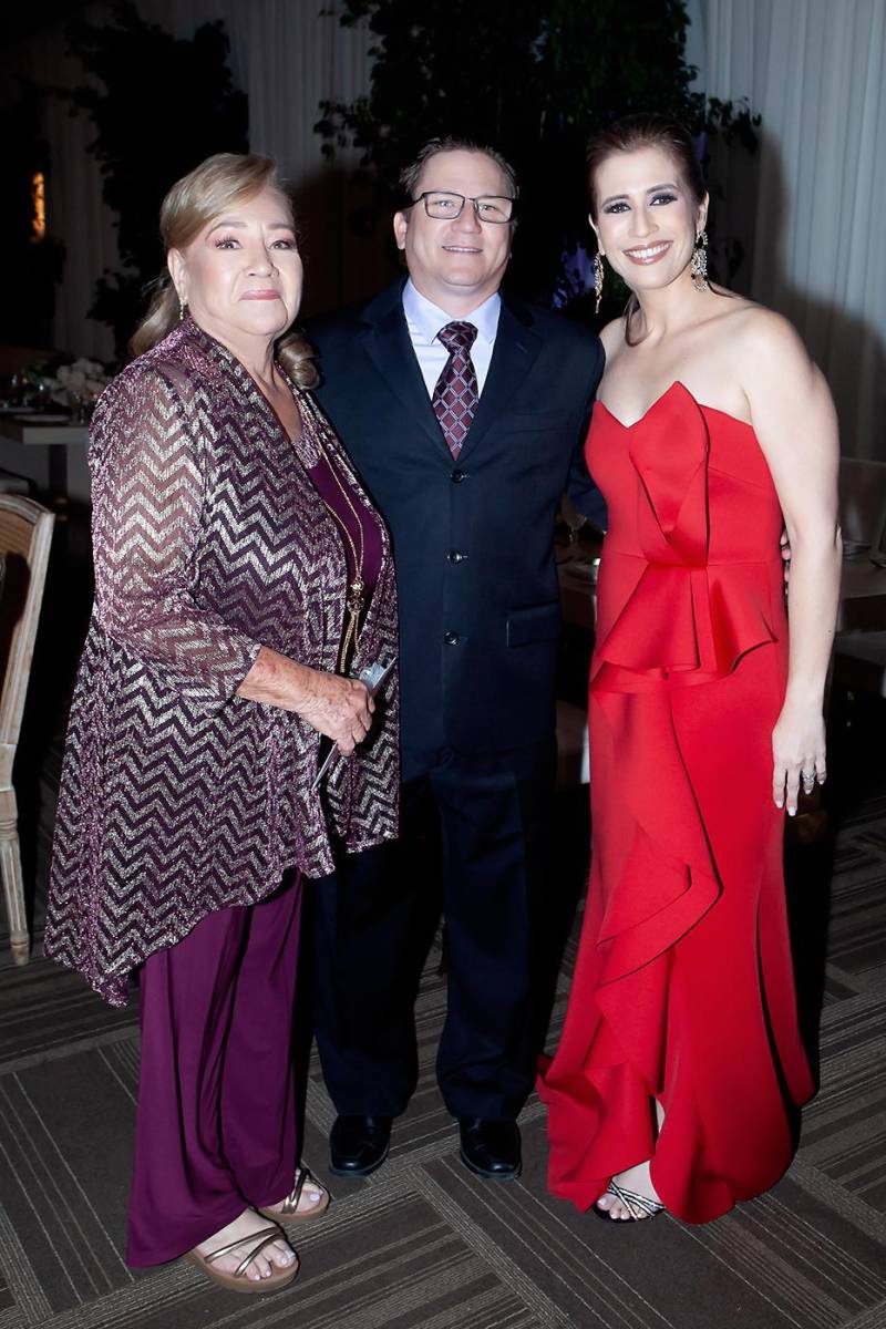 Ana María, Jordi y Andrea Nacher.