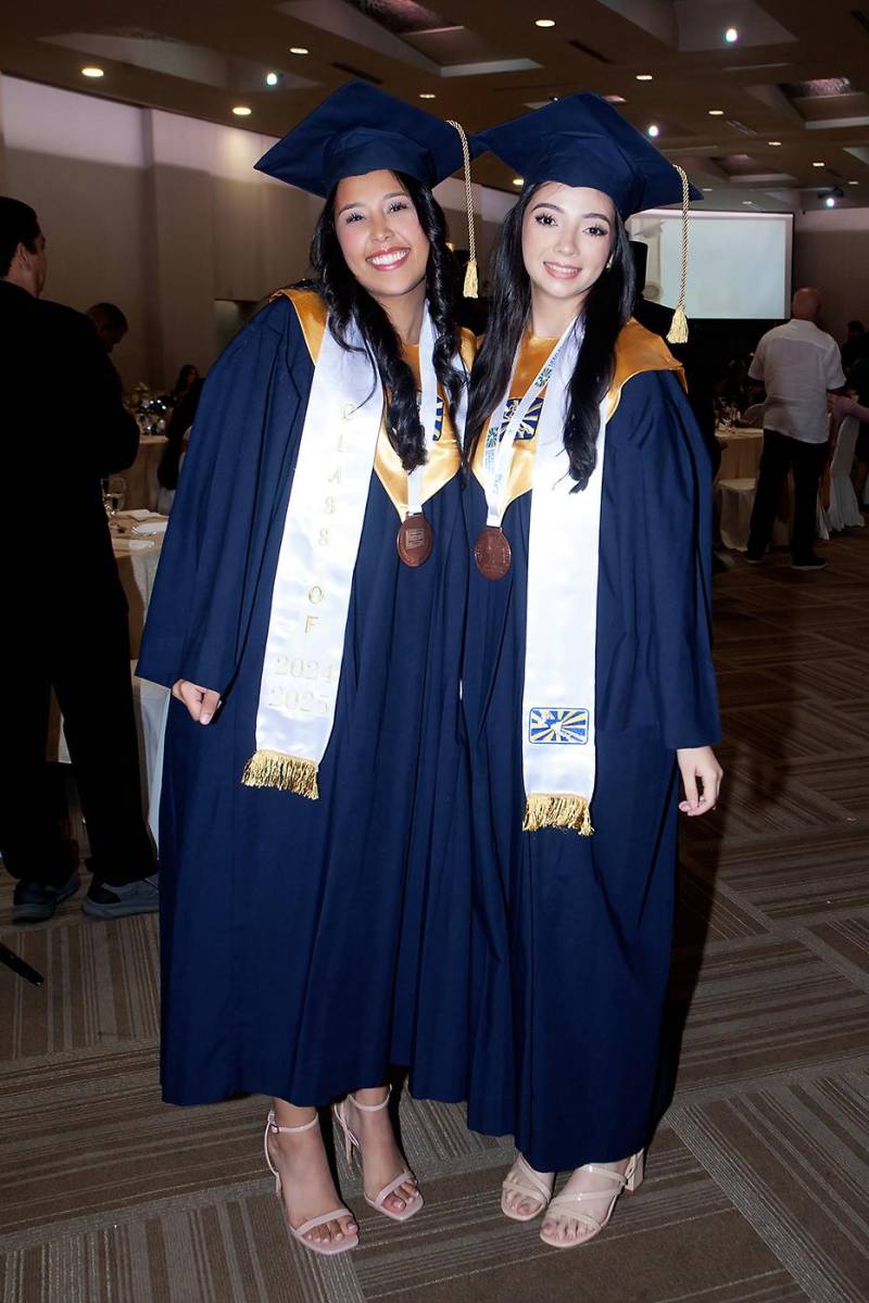 Daniela Quiroz y Krizia Borjas.