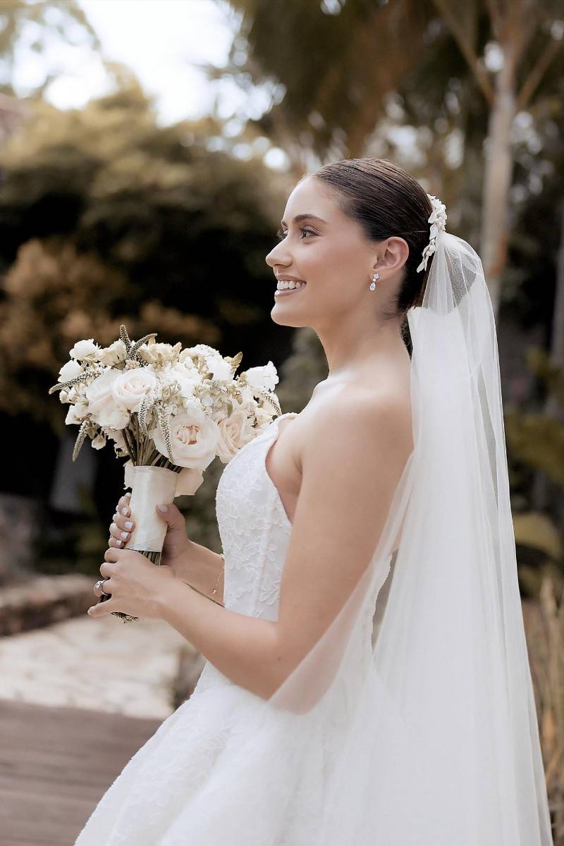Asi se vivió la boda eclesiástica de Johannes Múller y Ruth Panayotti