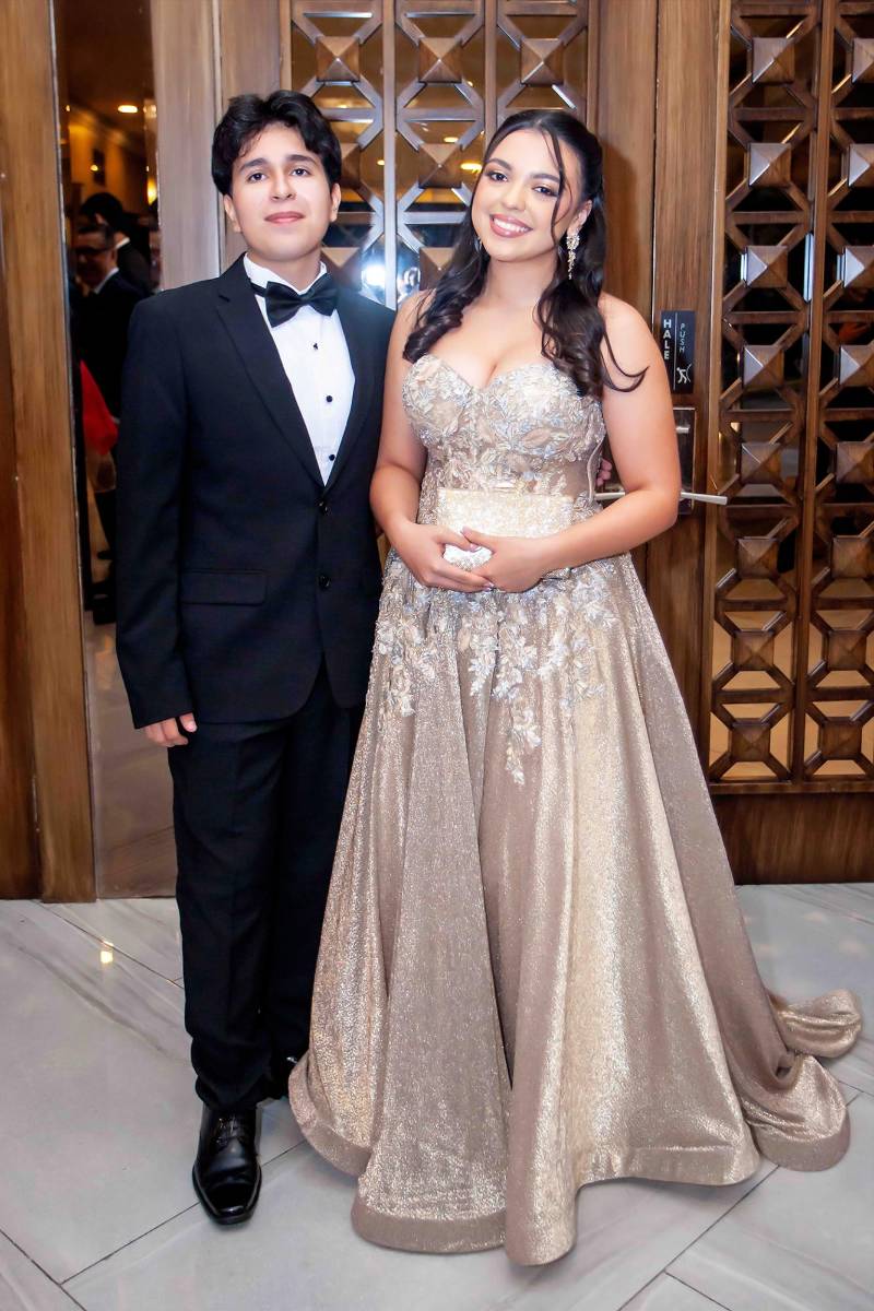 Joshua Contreras y Daniela Mejía.