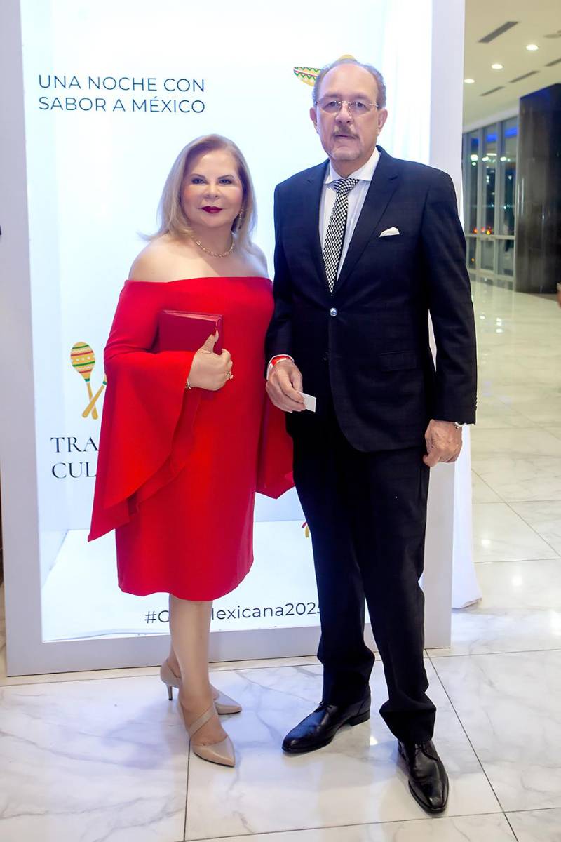 Nora Aguiluz y Hermán Rodríguez.