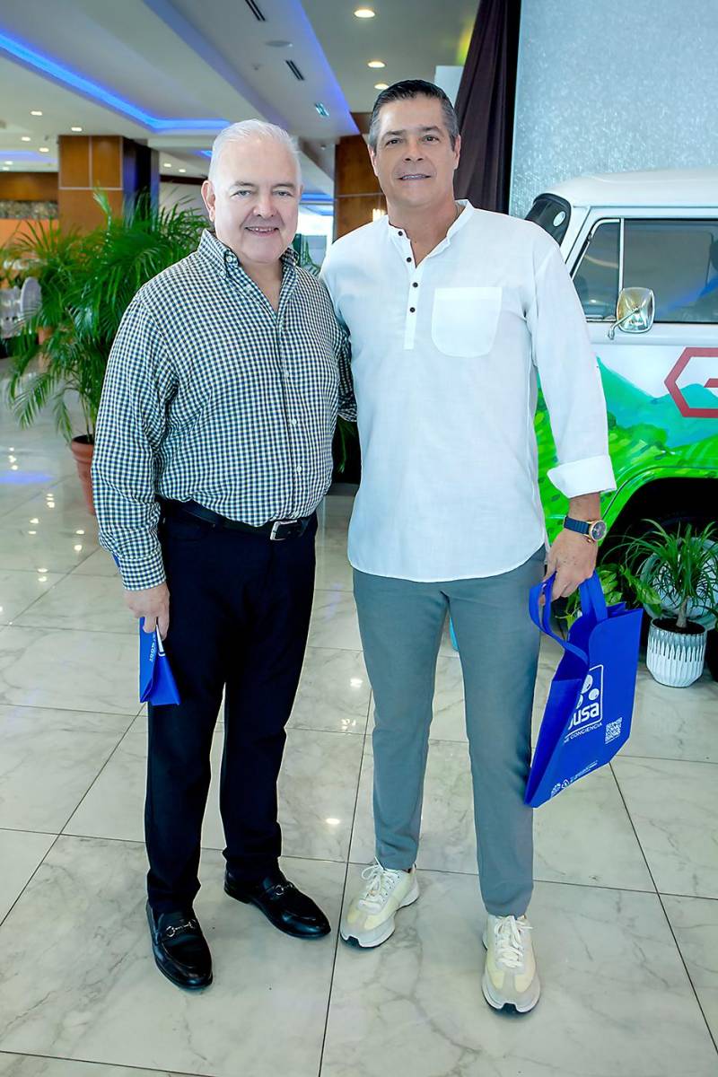 Oscar Cáceres y Andrés Egas.