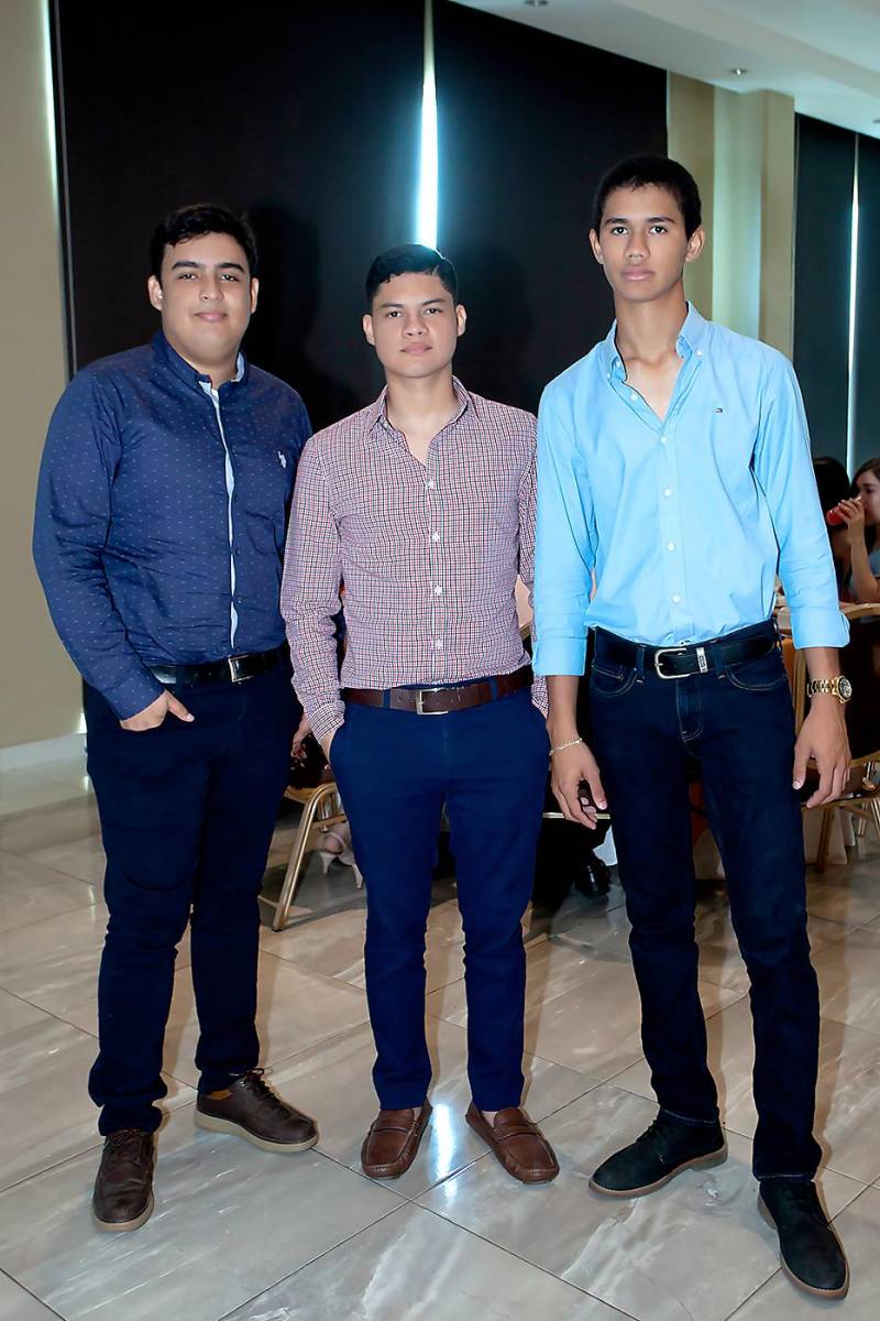 Mario Lanza, Jonathan Hernández y Elías Navarro